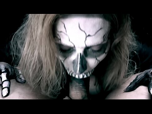 ❤️ Demon nga babaye nga nagsuso sa manok uban sa iyang itom nga baba ug gilamoy cum. Anal porn sa amon ceb.kanalmoscow.ru ❌